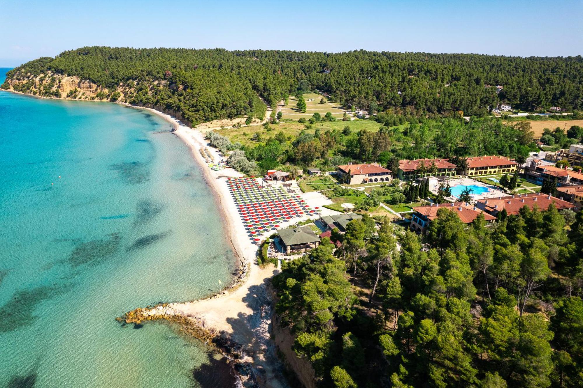 Simantro Beach Sani  Exterior foto Aerial view of the resort