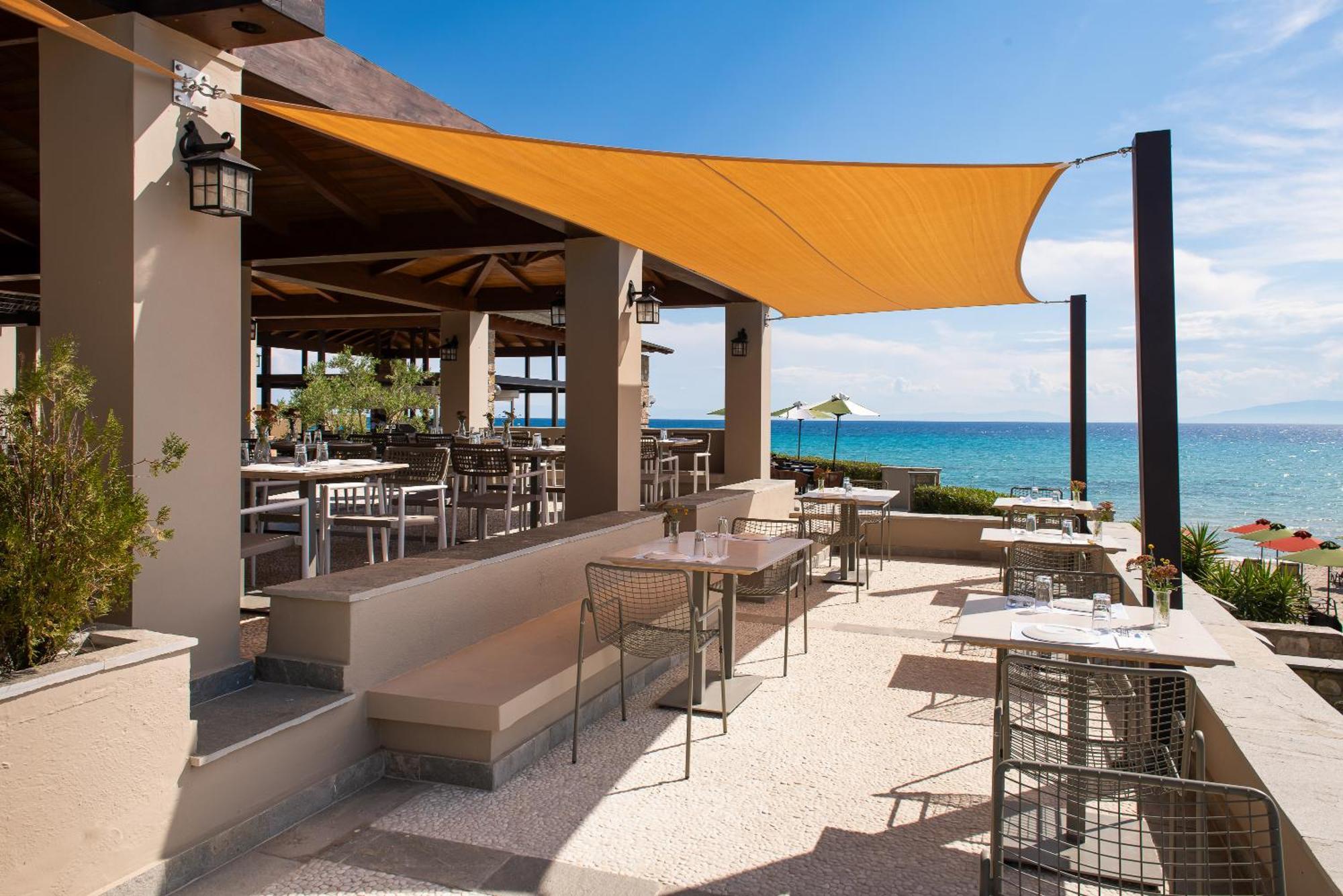 Simantro Beach Sani  Exterior foto The Beach Club